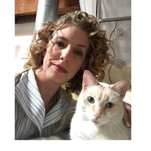 Meet your Posher, Julia